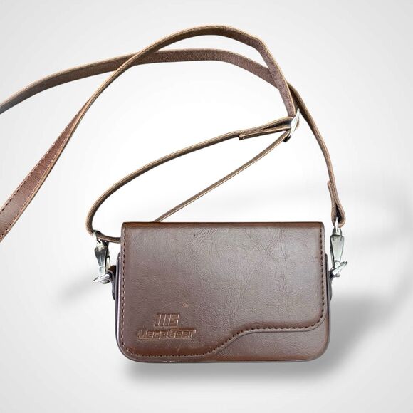 MegaGear Canon PowerShot G9 X Mark II, G9 X Leather Camera Hard Case with Strap - Picture 5 of 14